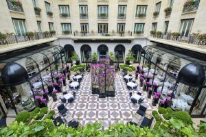 2000-HOTEL-GEORGE-V-PARIS-P-1-1000x667