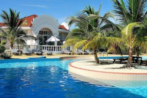 2004-HOTEL-DE-LUXE-CAYO-ENSENACHOS-CUBA-P-1-1000x667