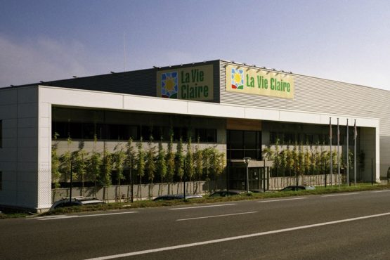 2010-PLATEFORME-LOGISTIQUE-LA-VIE-CLAIRE-MONTAGNY-L-4-1000x667