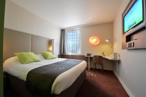 2013-HOTEL-CAMPANILE-OULLINS-L-3-1000x667