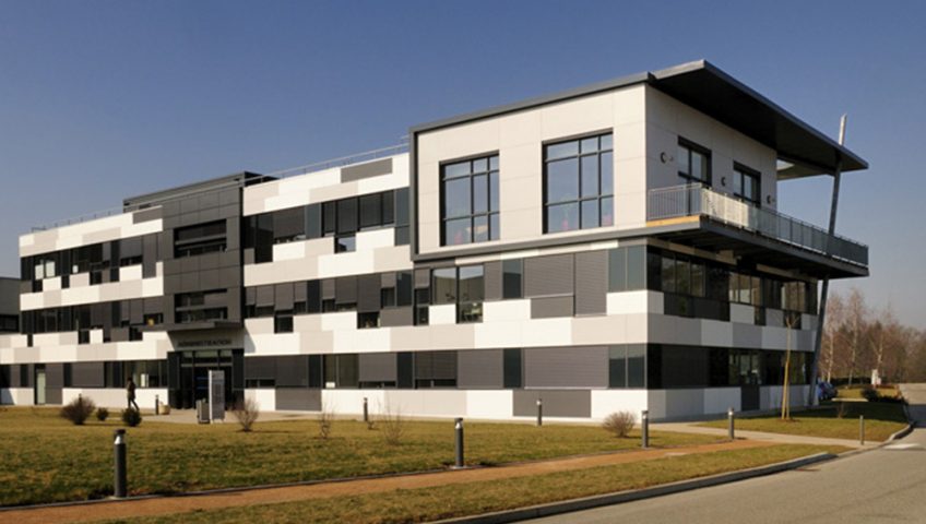2013-POLE-ADMINISTRATIF-BOURGENBRESSE-L-1-1000x667