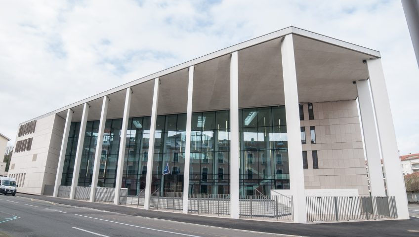 2015-PALAIS DE JUSTICE-BOURG EN BRESSE-L-1